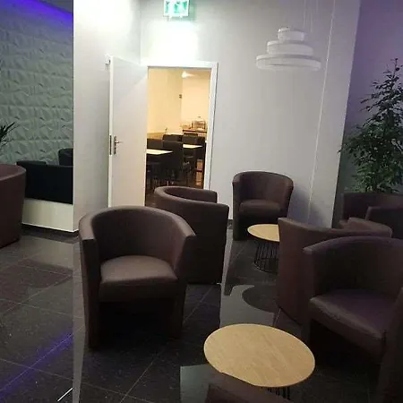 Center Szálloda 2*